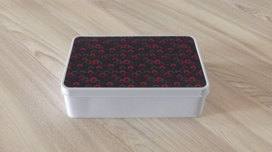 Storage tin with Mosaic Fabric pattern on lid